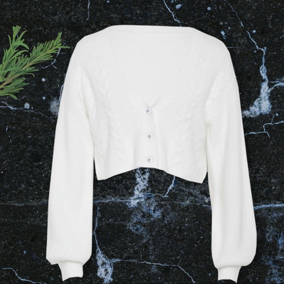 Bardot Sweaters - Bardot cosy crop cardigan NWT